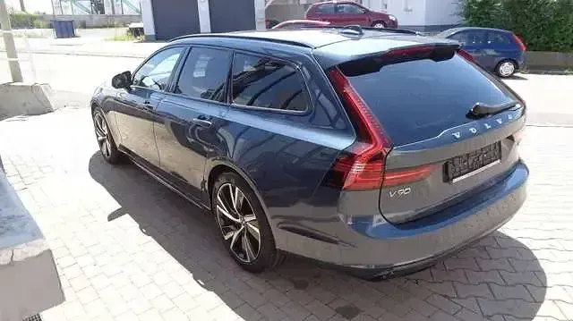 Gebraucht Volvo V90 R-Design 197 PS (144 kW) 2021 Blau Kombi