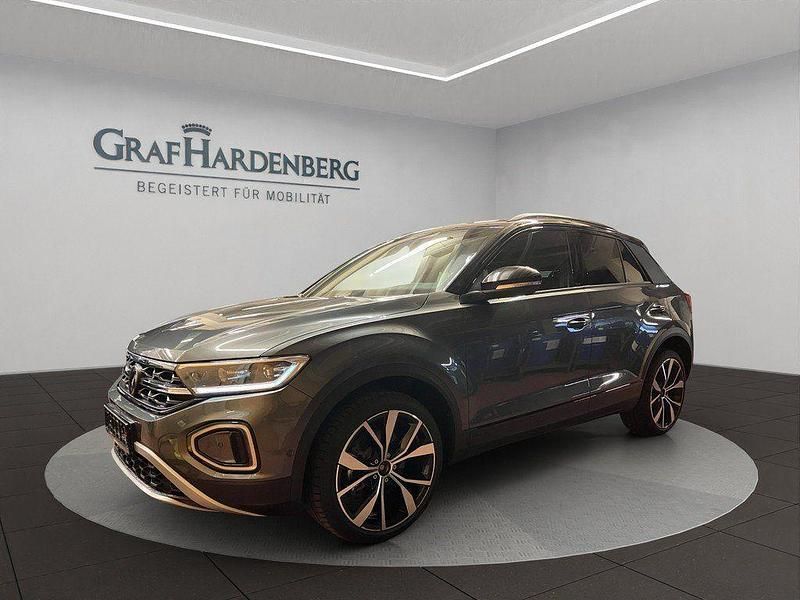 Grau Gebraucht 2025 VW T-Roc Style SUV | 36.999 € (Fairer Preis) - Bild 1/4