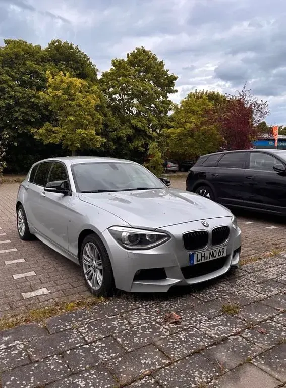 Gebraucht BMW 118 Shadowline 143 PS (105 kW) 2014 Silber Kleinwagen