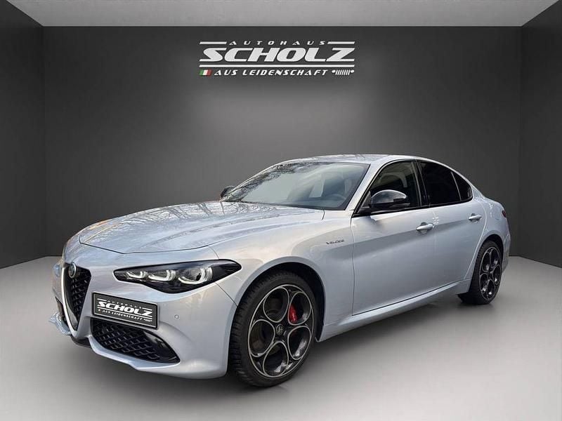 Gebraucht Alfa Romeo Giulia Sprint 280 PS (205 kW) 2024 Silber Limousine