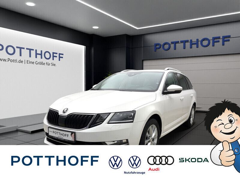 Candyweiß Gebraucht 2019 Skoda Octavia Style Kombi | 18.997 € (Teuer) - Bild 1/4