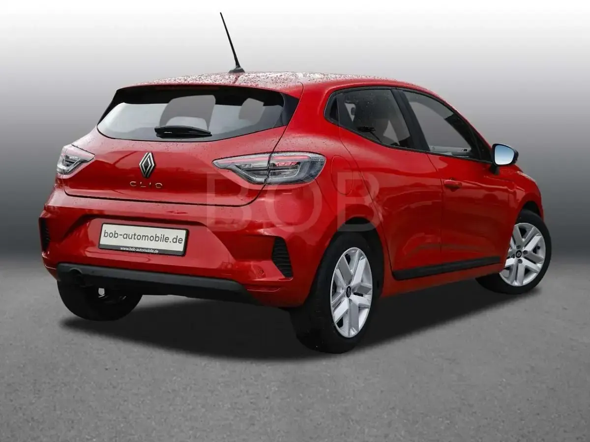 Second-hand Renault Clio V Evolution 91 CP (66 kW) 2025 Roșu Berlinǎ