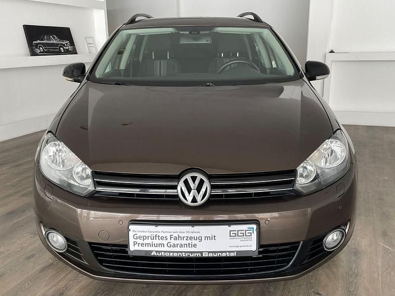 Gebraucht VW Golf VI Match 122 PS (89 kW) 2012 Braun Kleinwagen