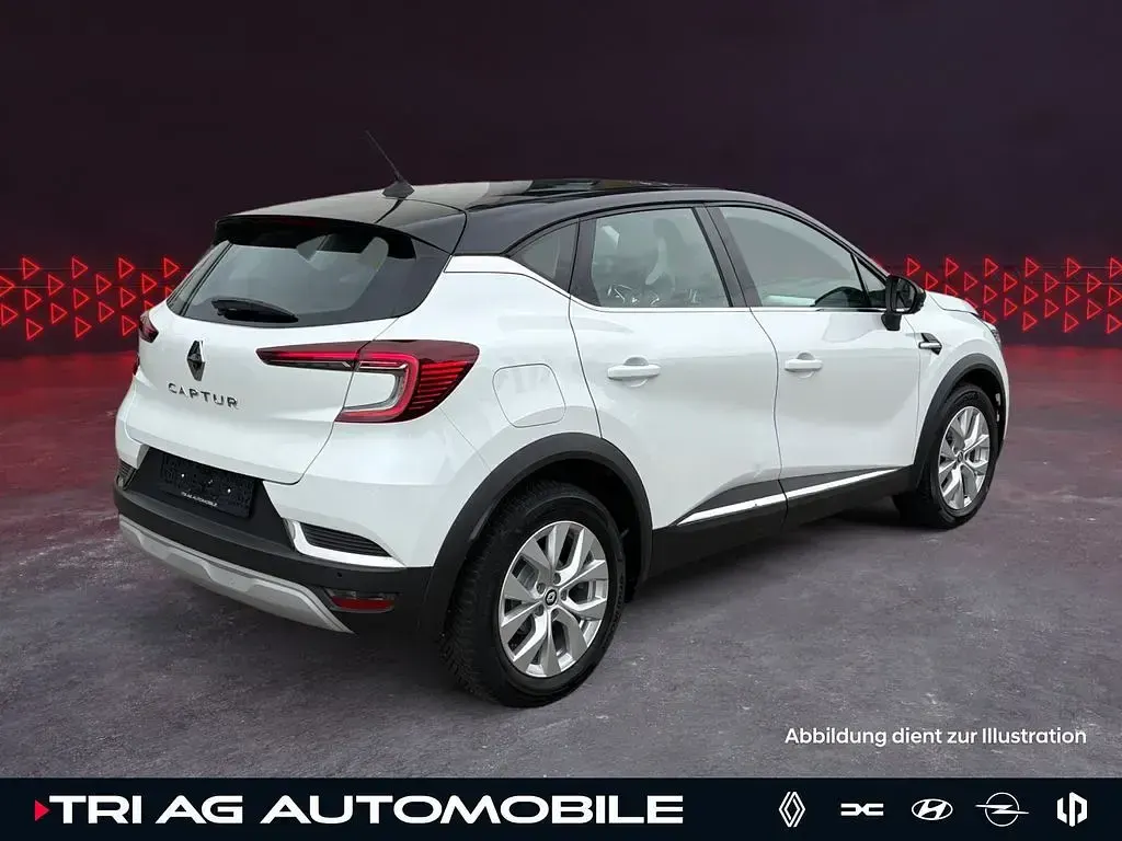 Gebraucht Renault Captur Intens 91 PS (66 kW) 2022 Weiss qnc+schwarz gne (metallic) SUV
