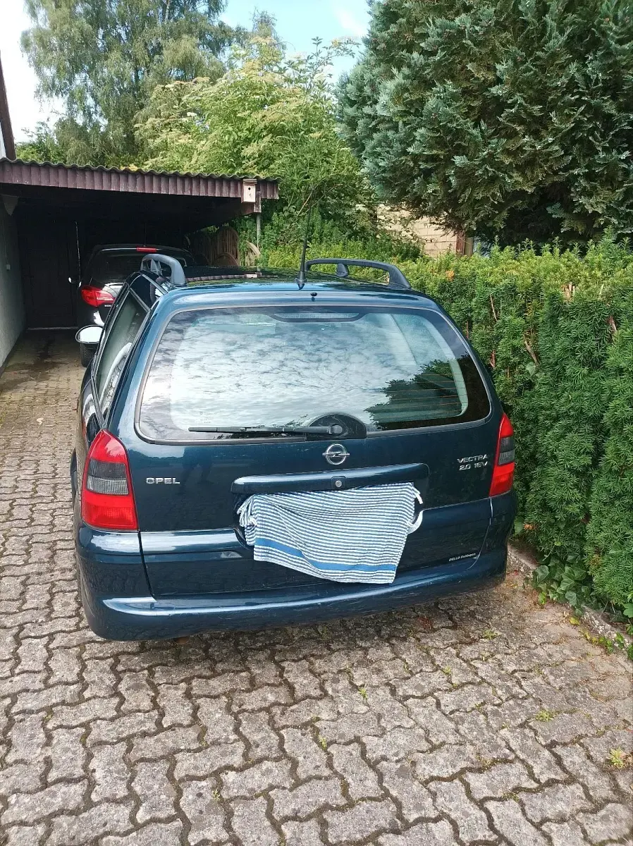 Gebraucht Opel Vectra 130 PS (95 kW) 2000 Blau Kombi