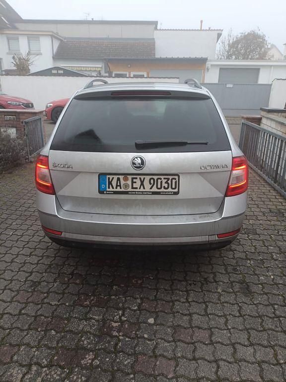 Gebraucht Skoda Octavia Style 150 PS (110 kW) 2018 Silber Kombi