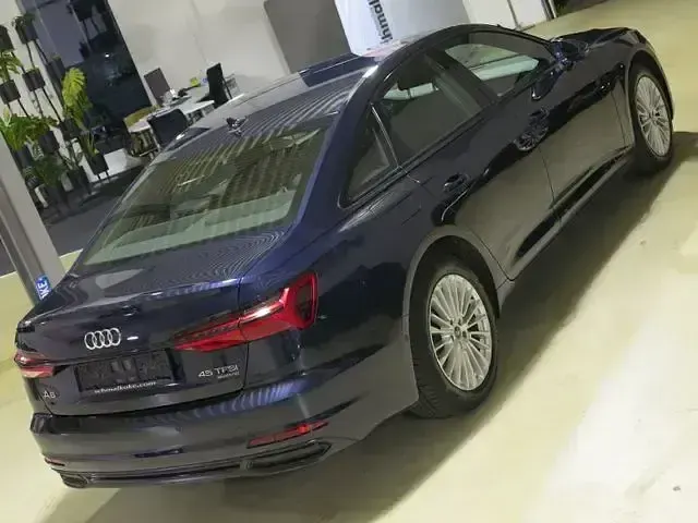 Gebraucht Audi A6 Design 265 PS (194 kW) 2021 Firmamentblau Limousine