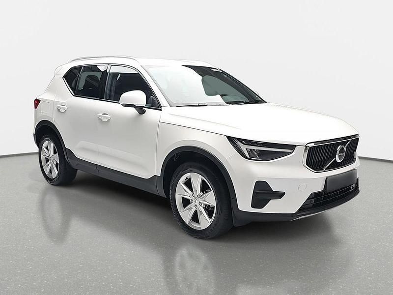 Gebraucht Volvo XC40 Core 129 PS (94 kW) 2024 Weiss SUV