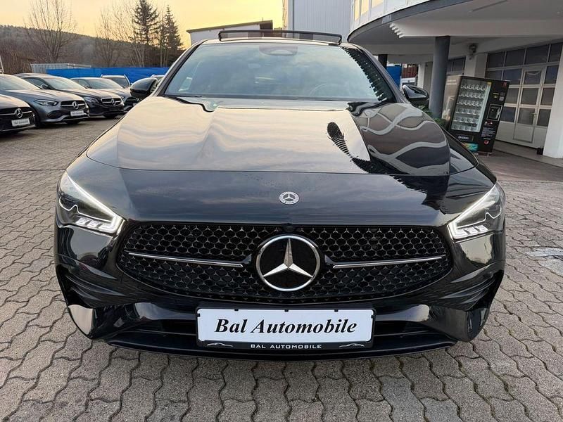 Gebraucht Mercedes CLA180 AMG line 136 PS (100 kW) 2025 Schwarz Limousine