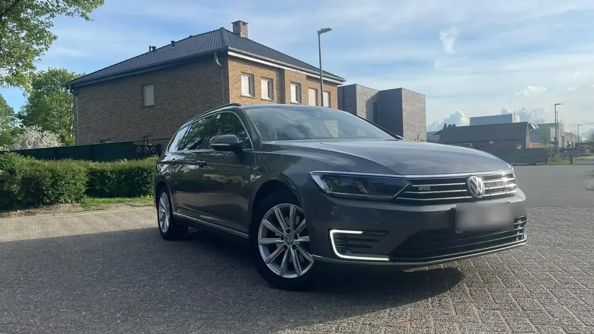 Gebraucht VW Passat 110 PS (80 kW) 2016 Limousine