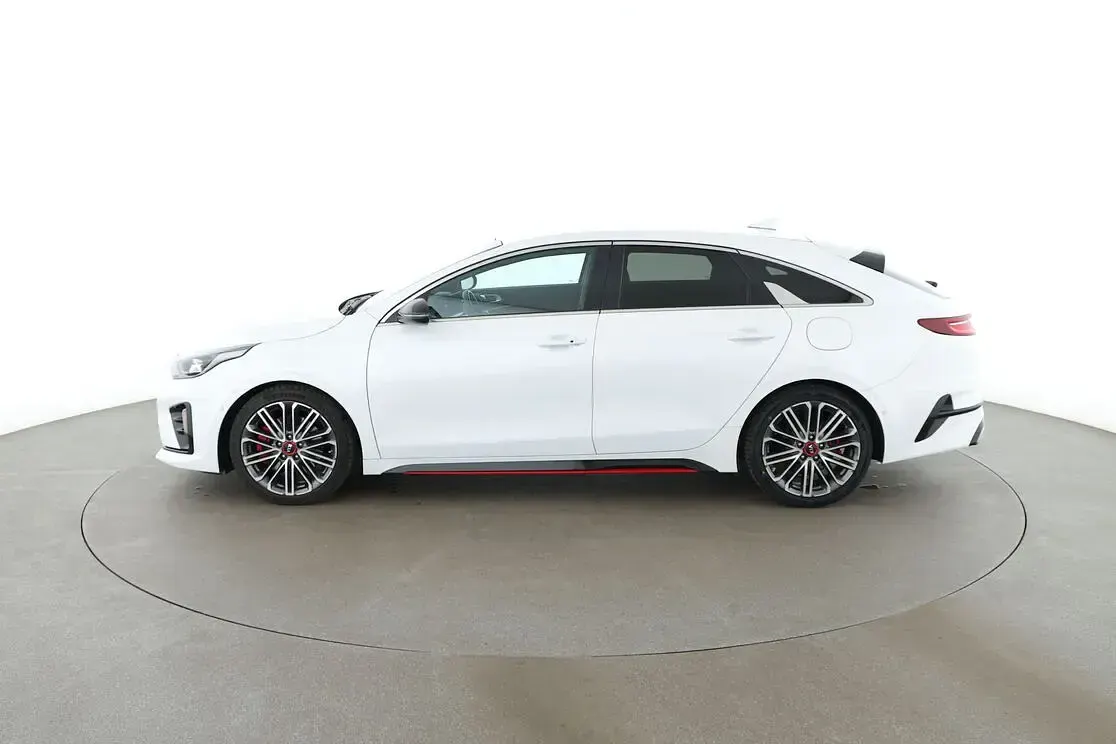 Gebraucht Kia ProCeed GT 204 PS (150 kW) 2021 Weiß Kombi