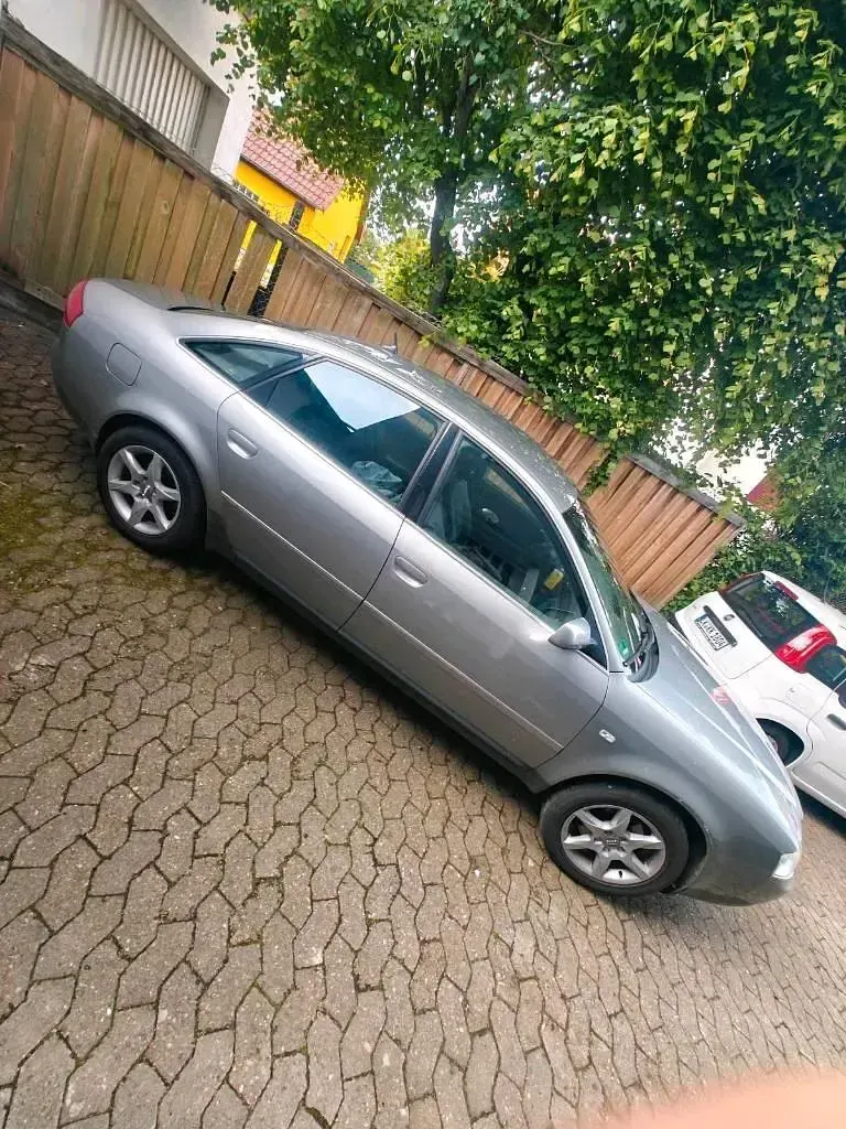 Brugt Audi A6 170 HK (125 kW) 2001 Grå Sedan