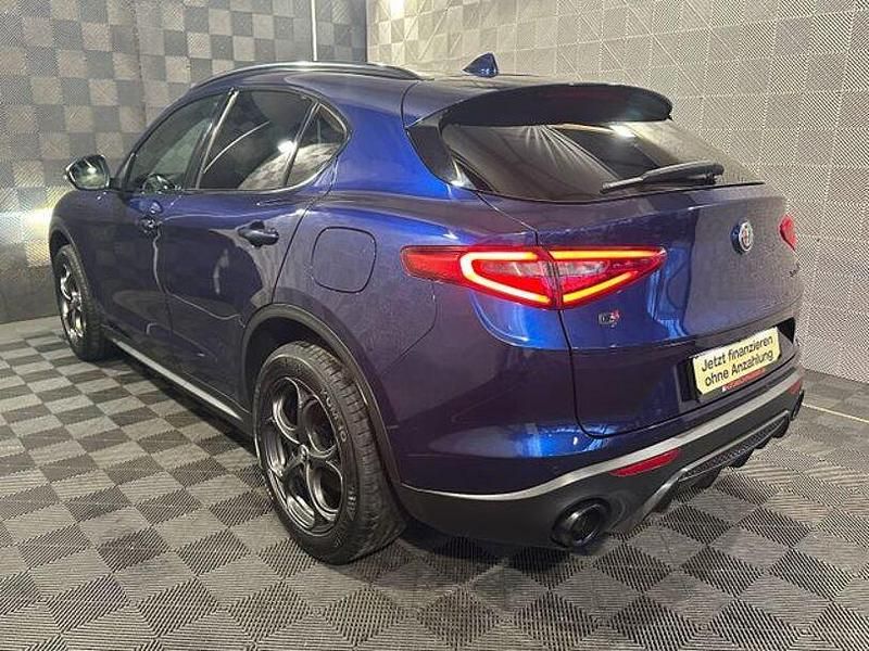 Gebraucht Alfa Romeo Stelvio Tech Edition 200 PS (147 kW) 2018 Blau SUV