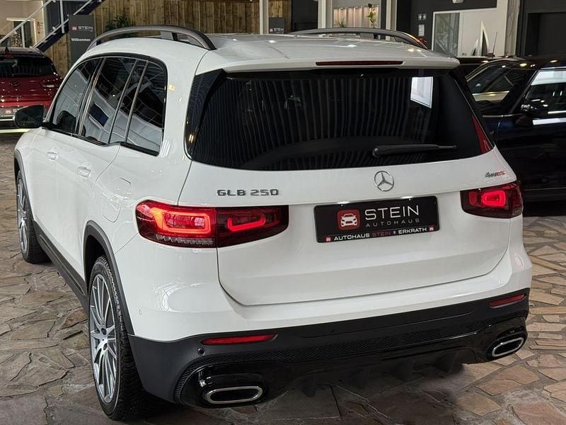 Gebraucht Mercedes GLB250 AMG 224 PS (164 kW) 2021 Polarweiss  unilack SUV
