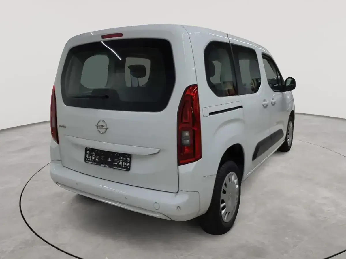 Gebraucht Opel Combo Life Edition 110 PS (80 kW) 2022 Jade weiß Kombi
