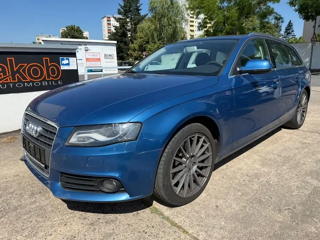 Gebraucht Audi A4 Ambiente 190 PS (139 kW) 2009 Blau Kombi