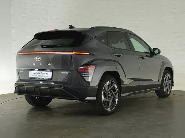 Gebraucht Hyundai Kona N Line 160 kW (218 PS) 2025 Ecotronic grey SUV
