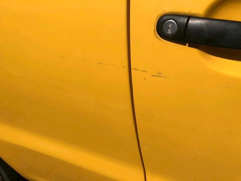 Gebraucht VW Fox 60 PS (44 kW) 2007 Gelb Kleinwagen