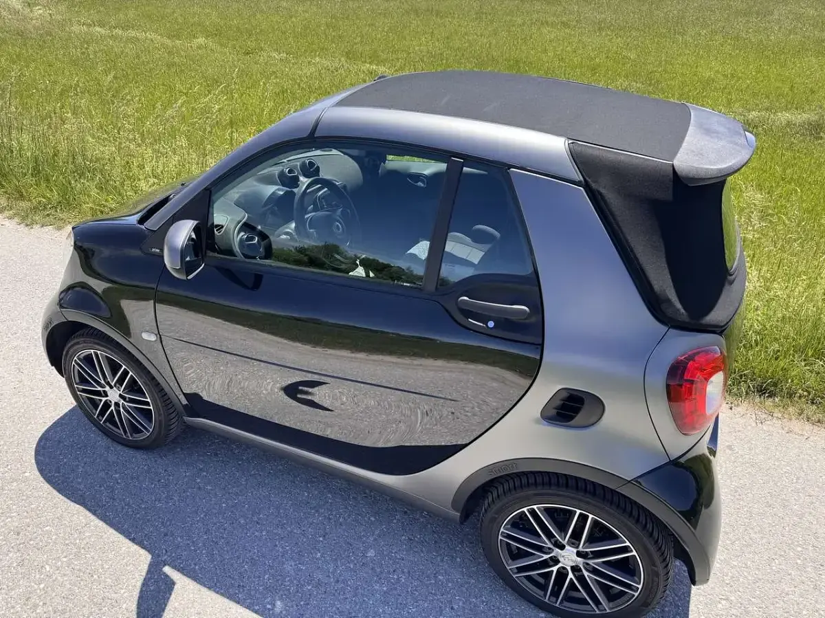 Gebraucht Smart ForTwo Cabrio Basis 90 PS (66 kW) 2018 Grau Cabrio