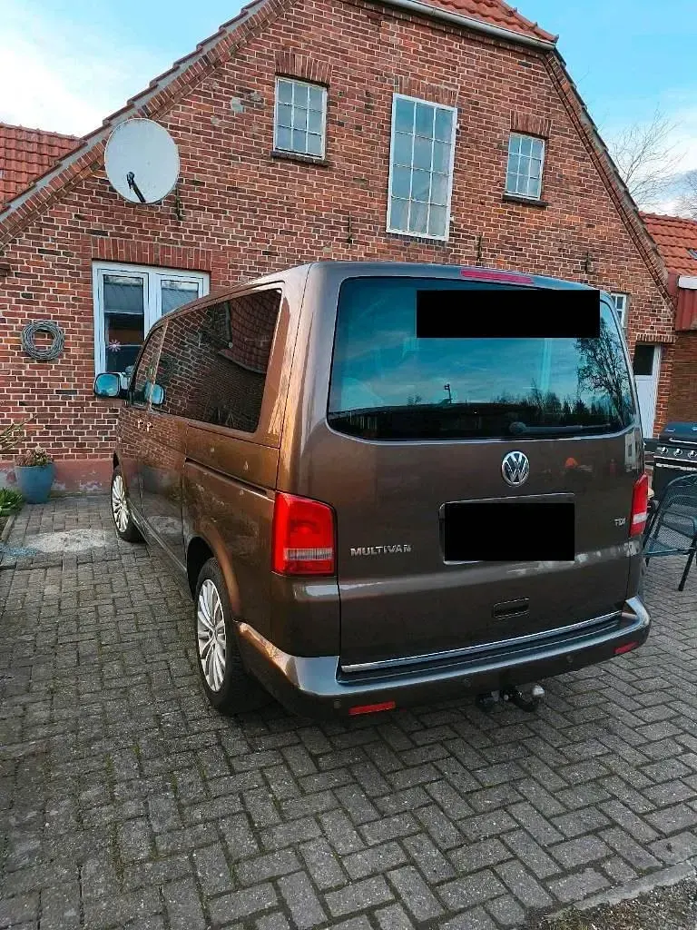 Usata VW Multivan Highline 180 CV (132 kW) 2010 Marrone Monovolume