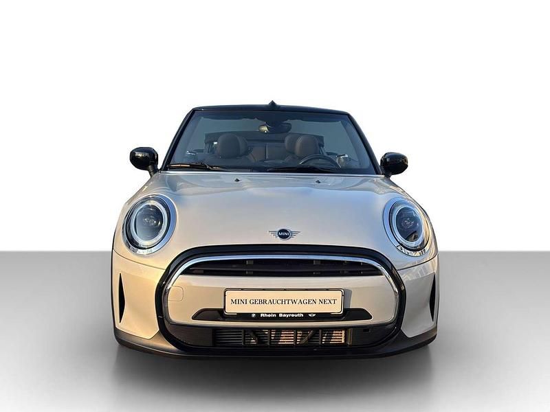 Gebraucht Mini Cooper Cabriolet 136 PS (100 kW) 2022 White silver metallic Cabrio