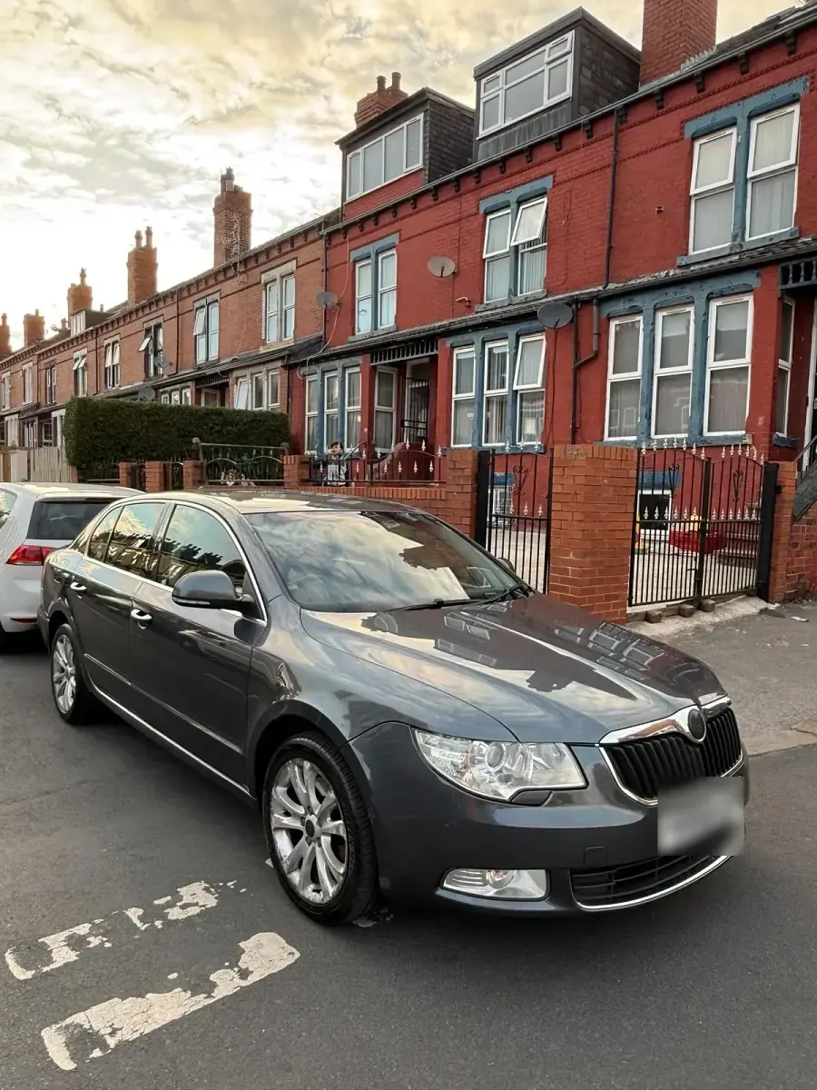 Gebraucht Skoda Superb 170 PS (125 kW) 2009 Andere farben Limousine
