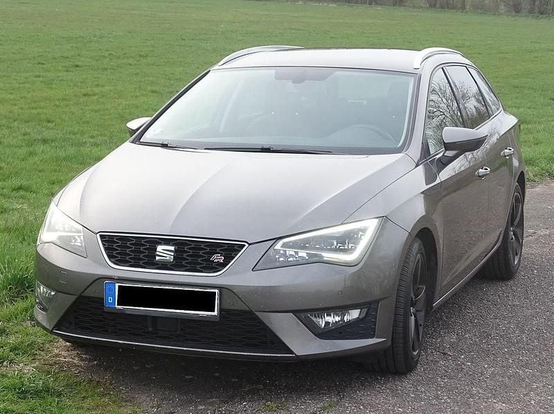 Second-hand Seat Leon ST FR 184 CP (135 kW) 2014 Gri Break
