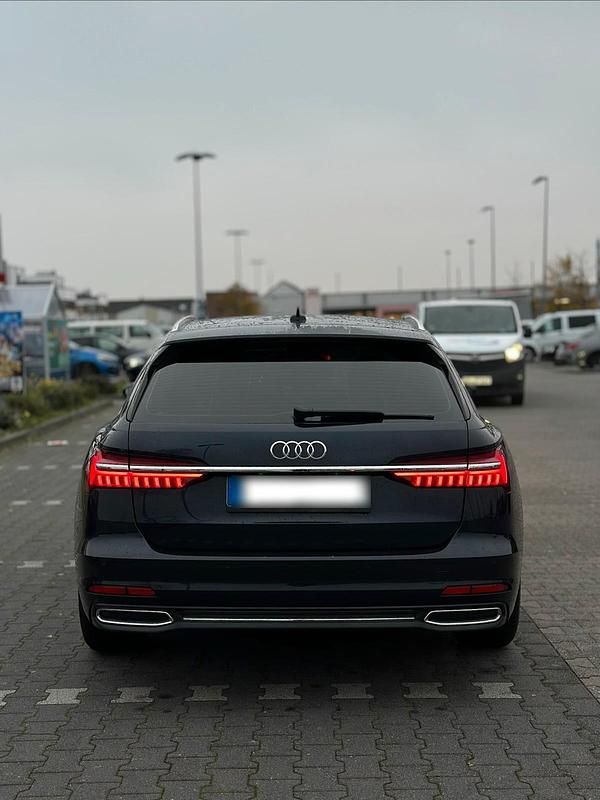 Gebraucht Audi A6 204 PS (150 kW) 2022 Andere farben Kombi