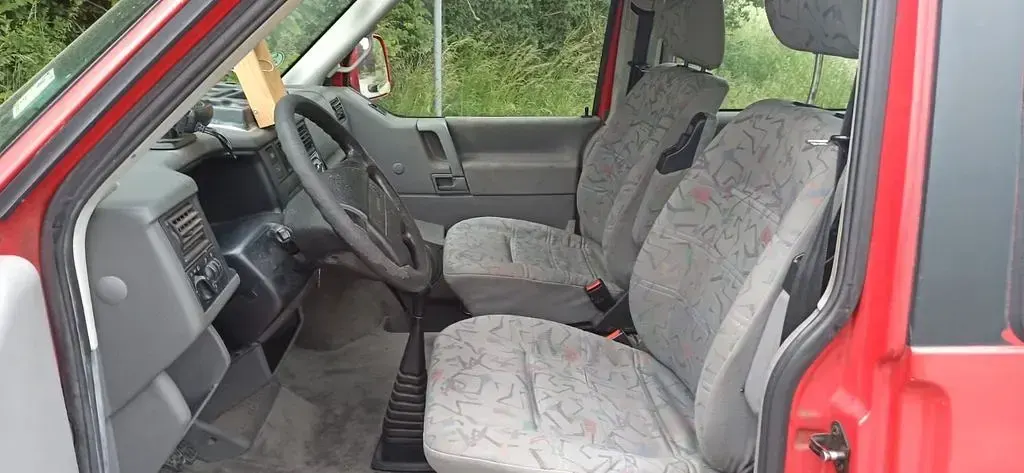 Gebraucht VW Multivan 102 PS (75 kW) 1996 Rot Van / Kleinbus