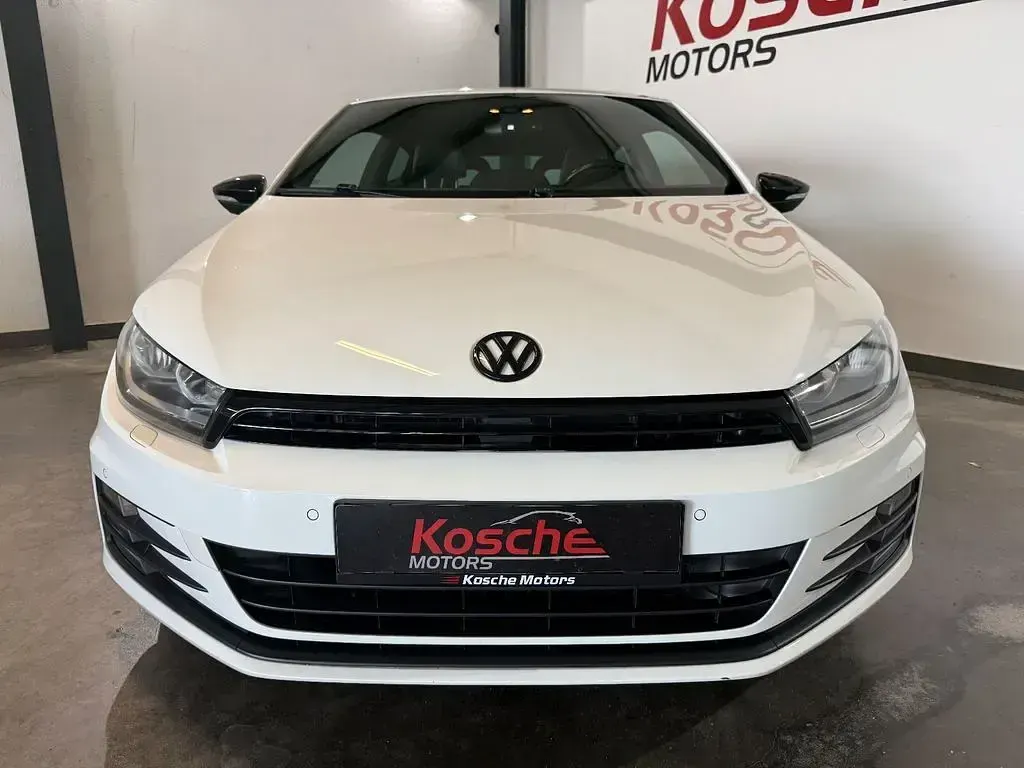 Gebraucht VW Scirocco CLUB 179 PS (131 kW) 2015 Pure white Coupé