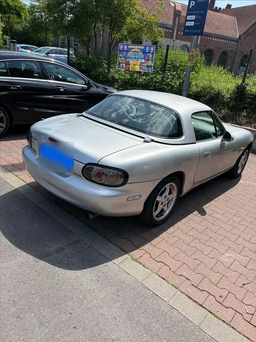 Gebraucht Mazda MX5 110 PS (80 kW) 2000 Grau Cabrio