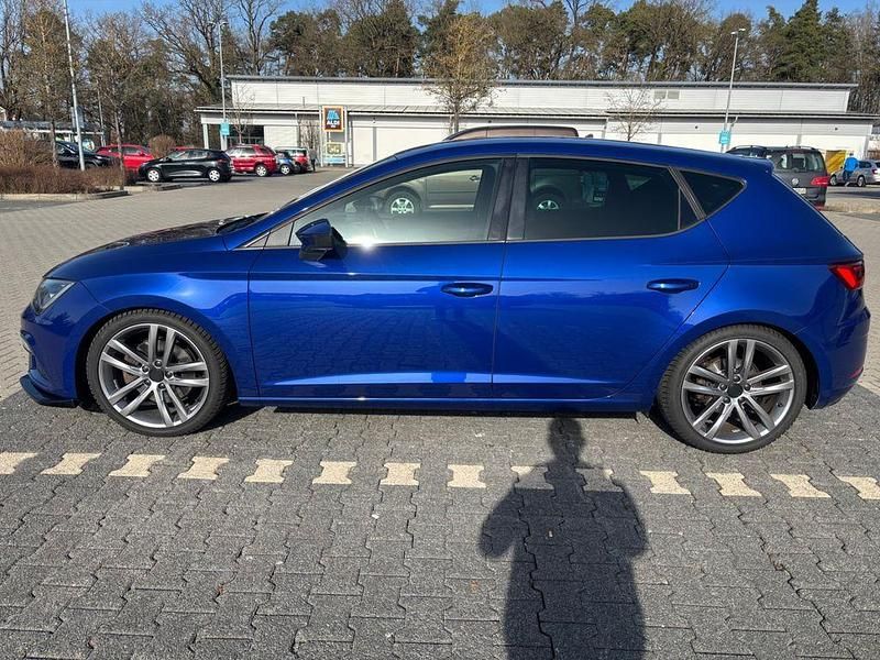 Gebraucht Seat Leon FR 179 PS (131 kW) 2018 Blau Limousine