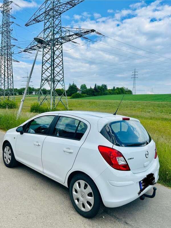 Gebraucht 2014 Opel Corsa Energy Limousine | 3.999 € (Fairer Preis) - Bild 1/4