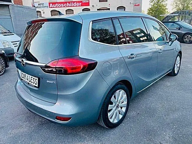 Gebraucht Opel Zafira Tourer Innovation 140 PS (102 kW) 2012 Grau Van / Kleinbus