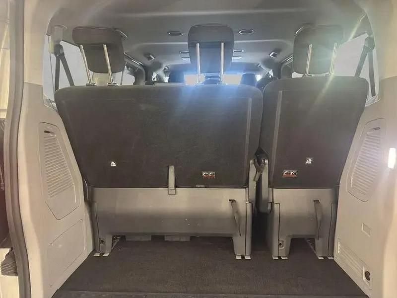 Gebraucht Ford Tourneo Custom Titanium 136 PS (100 kW) 2024 Silber Van