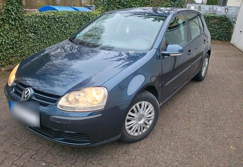 Gebraucht VW Golf V 95 PS (69 kW) 2006 Blau Kleinwagen
