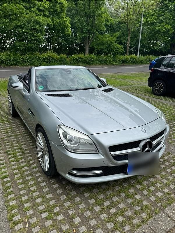 Gebraucht Mercedes SLK200 184 PS (135 kW) 2013 Silber Cabrio