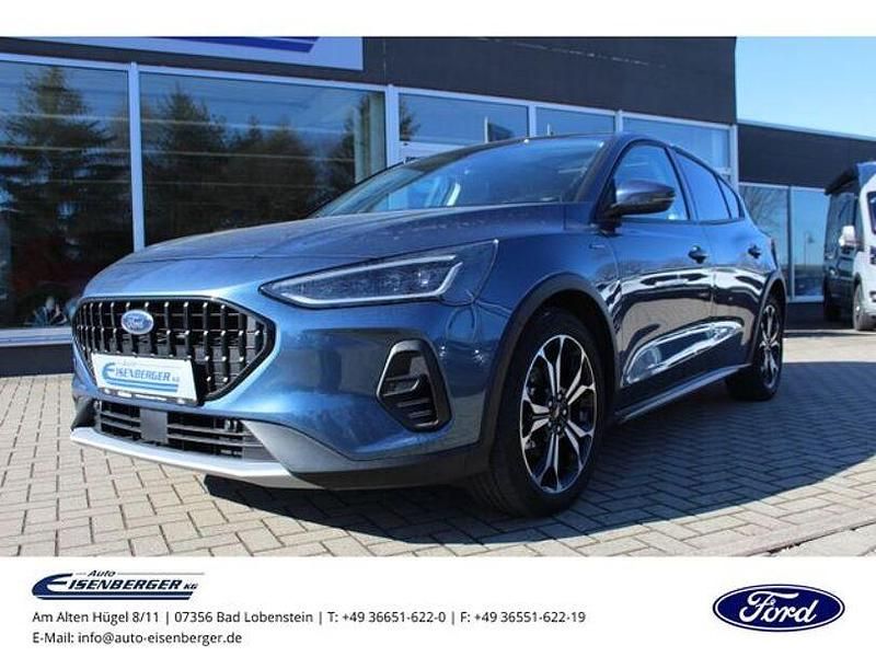 Gebraucht Ford Focus Active X 155 PS (114 kW) 2023 Chromablau metallic Limousine