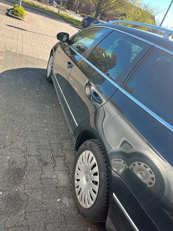 Second-hand VW Passat 190 CP (139 kW) 2007 Negru Break