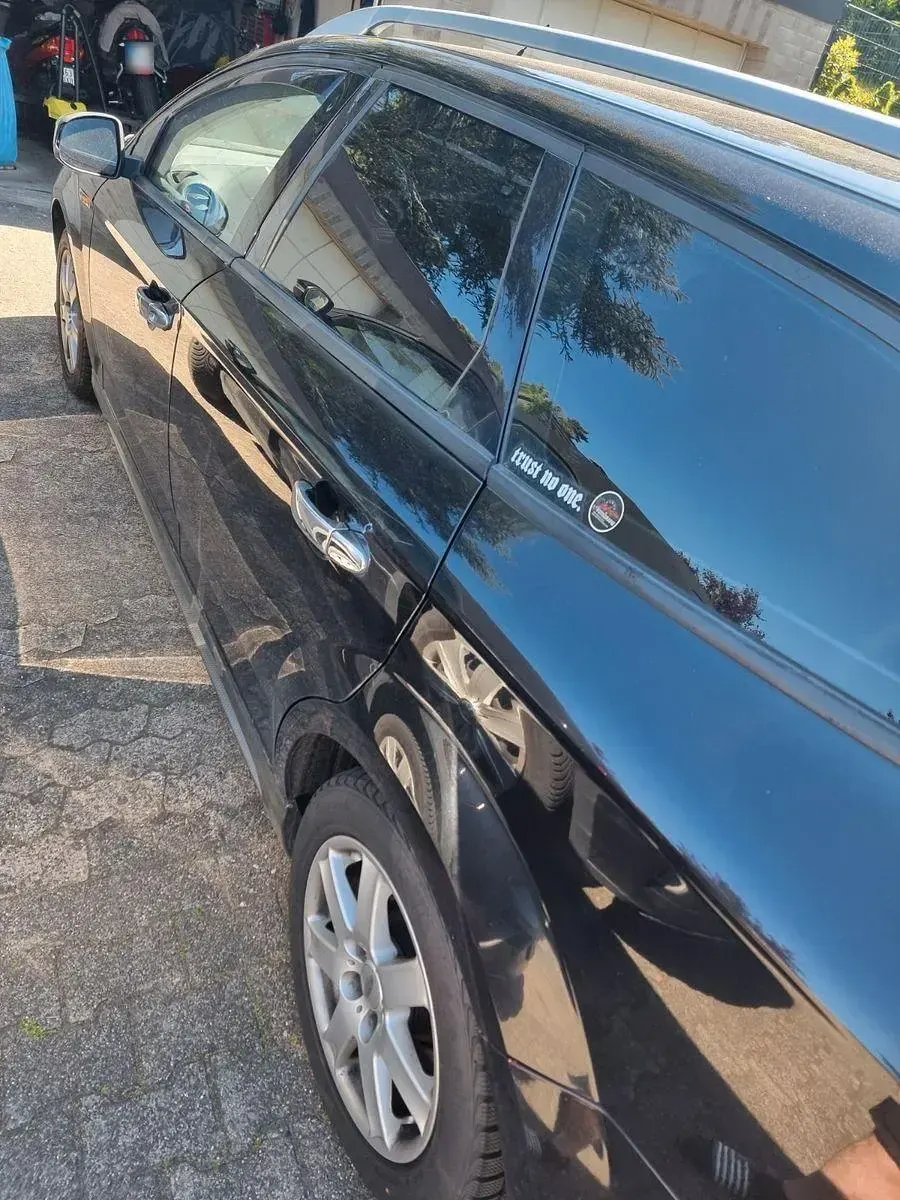 Gebraucht Ford Mondeo Ambiente 125 PS (91 kW) 2007 Schwarz Limousine