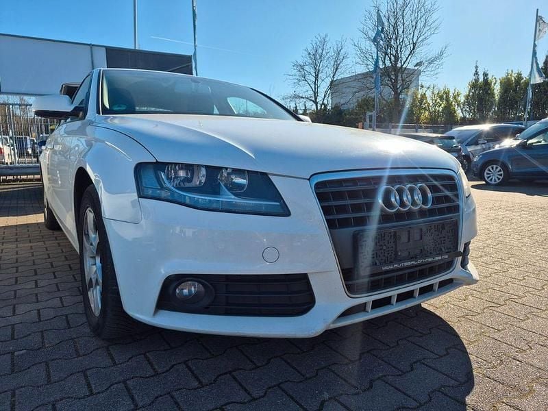Gebraucht Audi A4 179 PS (131 kW) 2011 Weiß Limousine