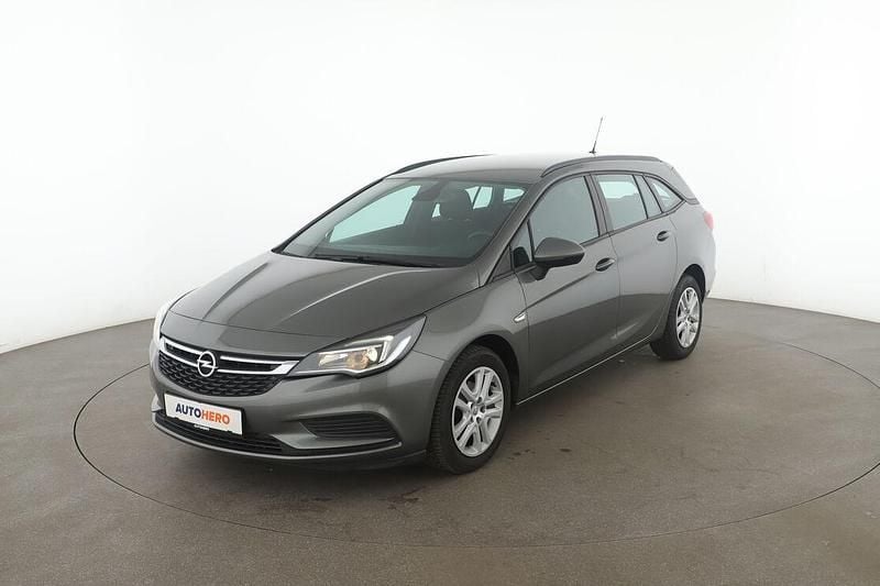 Grau Gebraucht 2018 Opel Astra Edition Kombi | 10.460 € (Fairer Preis) - Bild 1/3