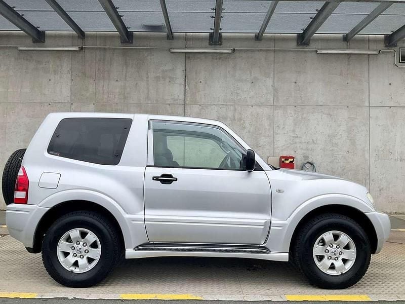 Gebraucht Mitsubishi Montero 179 PS (131 kW) 2003 Silber SUV