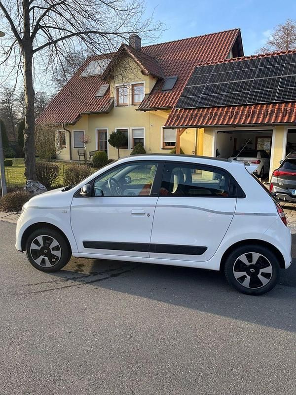 Gebraucht Renault Twingo LIMITED 69 PS (50 kW) 2018 Weiß Kleinwagen