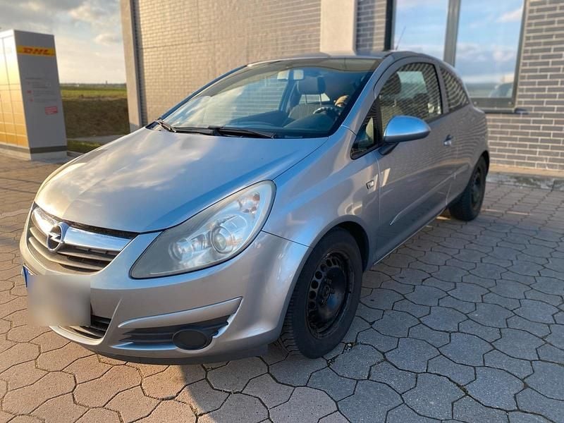 Second-hand Opel Corsa 90 CP (66 kW) 2007 Argintiu Hatchback