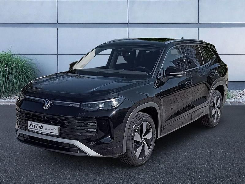 Grenadillschwarz metallic Neu 2025 VW Tayron Life SUV | 43.990 € (Superpreis) - Bild 1/4