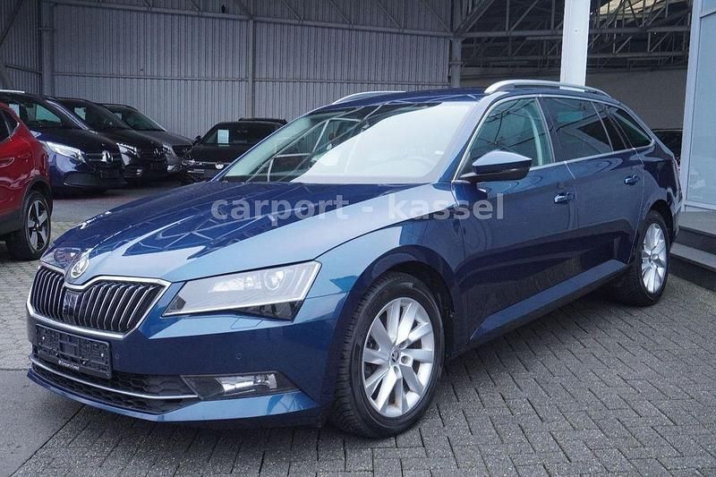 Gebraucht Skoda Superb Ambition 150 PS (110 kW) 2018 Blau Kombi