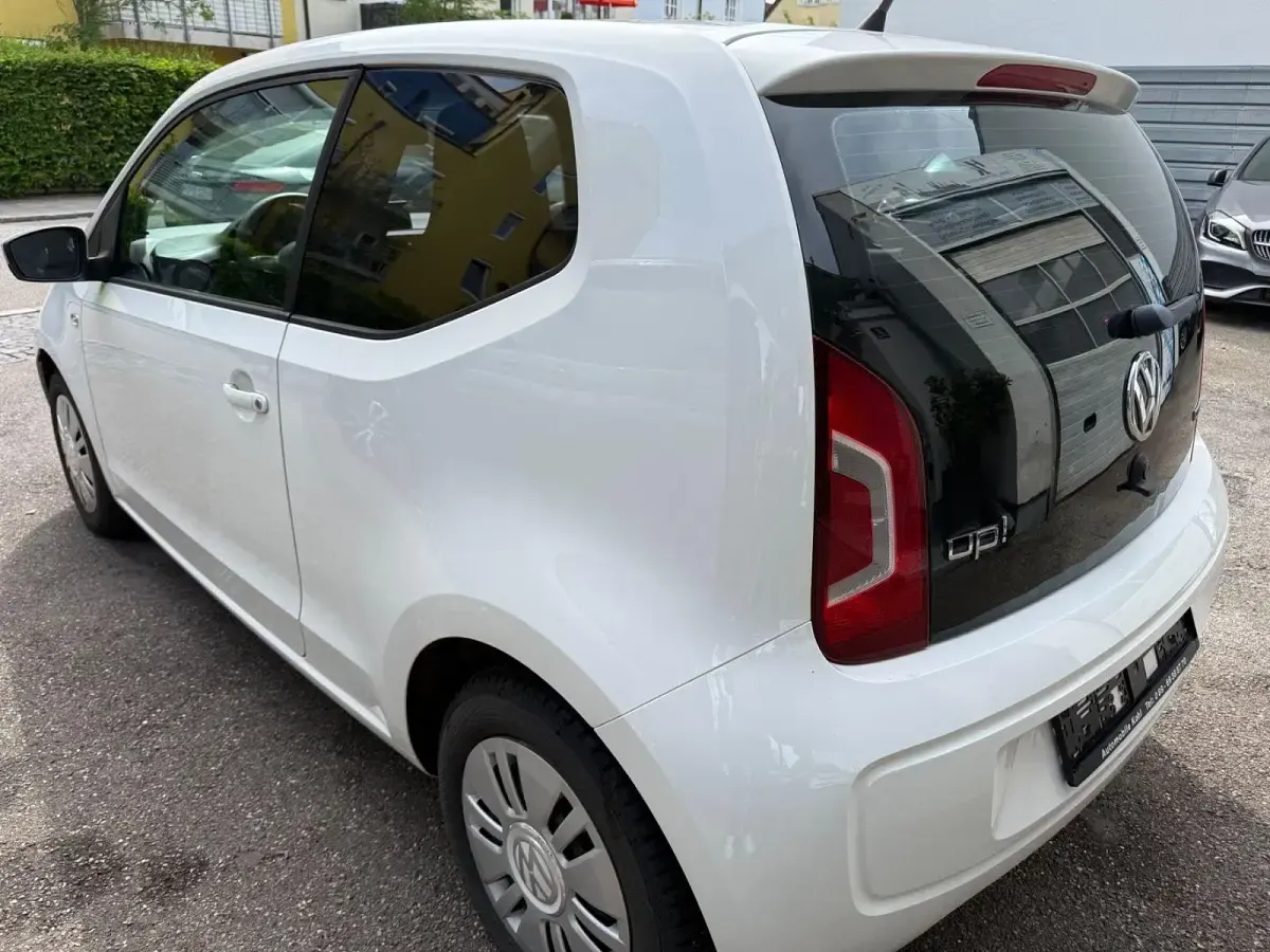 Gebraucht VW up! move up! 60 PS (44 kW) 2016 Weiß Kleinwagen