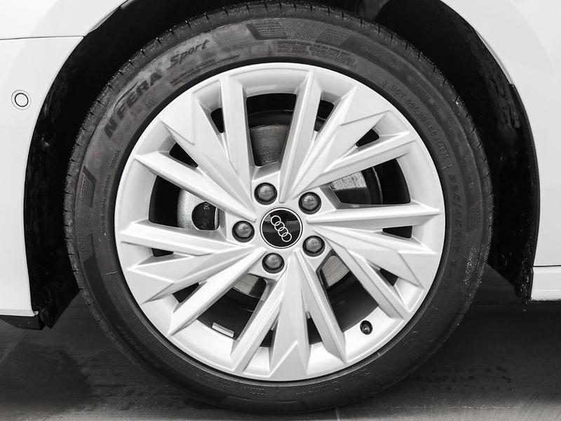 Gebraucht Audi A3 S-Line 150 PS (110 kW) 2025 Gletscherweiß metallic Limousine