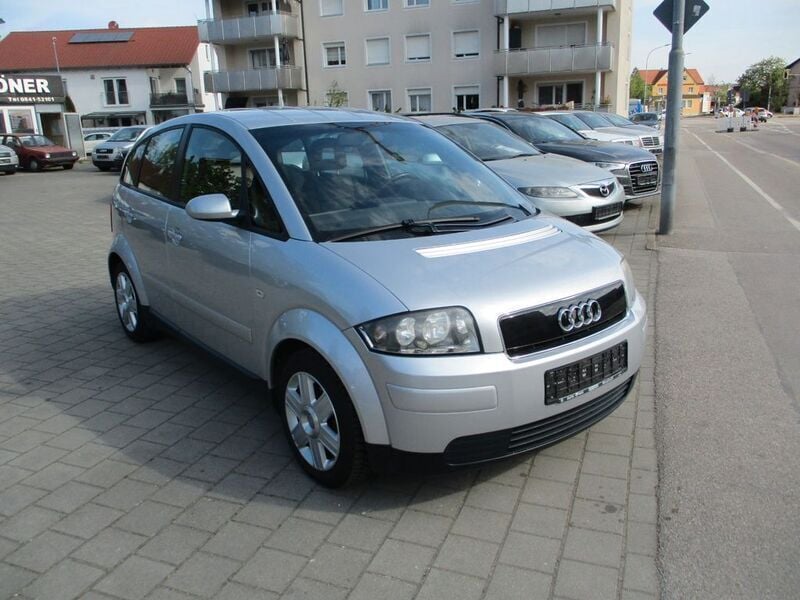 Lichtsilber metallic Gebraucht 2003 Audi A2 Performance Kleinwagen | 6.950 € (Fairer Preis) - Bild 1/4